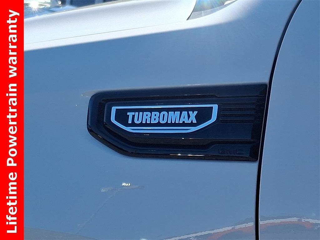 new 2026 GMC Sierra 1500 car, priced at $42,595