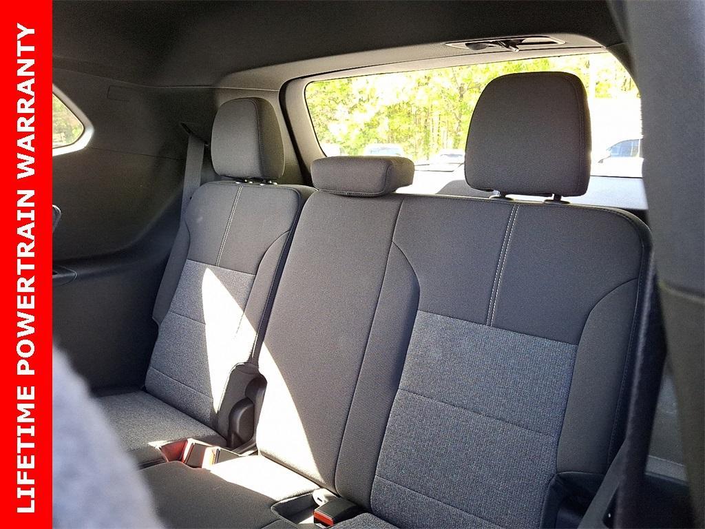 used 2025 GMC Acadia car, priced at $39,393