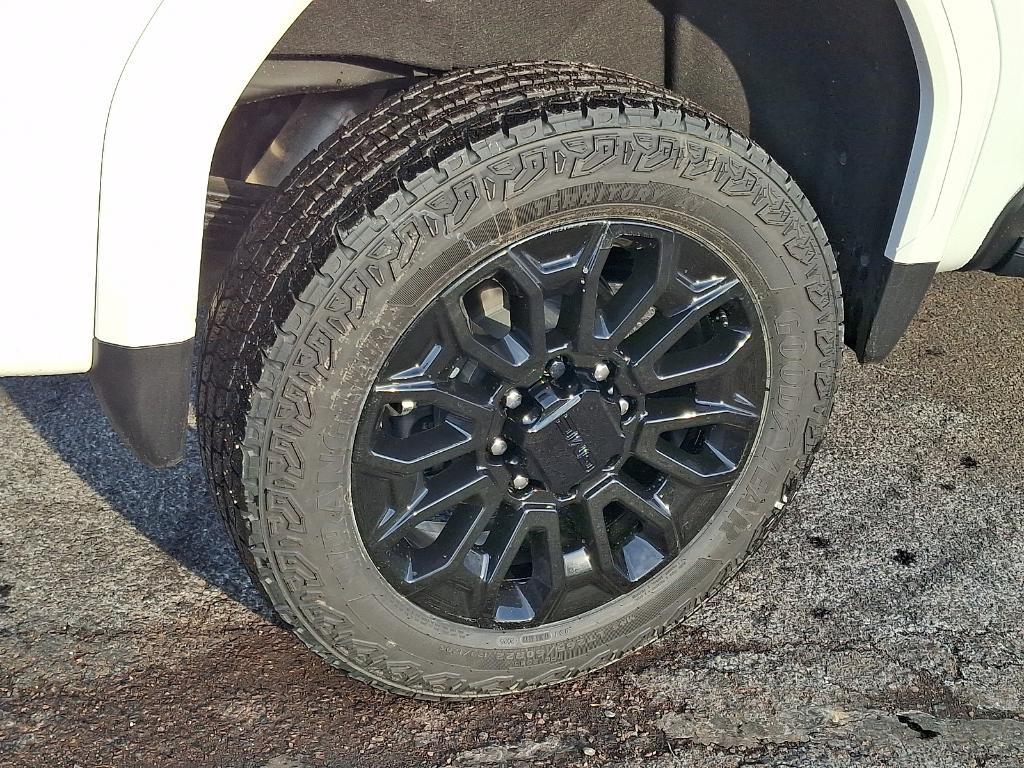 new 2026 GMC Sierra 2500 car, priced at $100,060