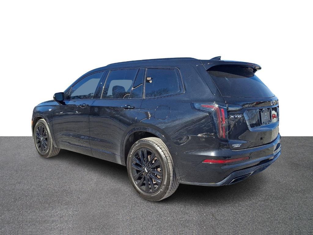 used 2021 Cadillac XT6 car, priced at $31,592