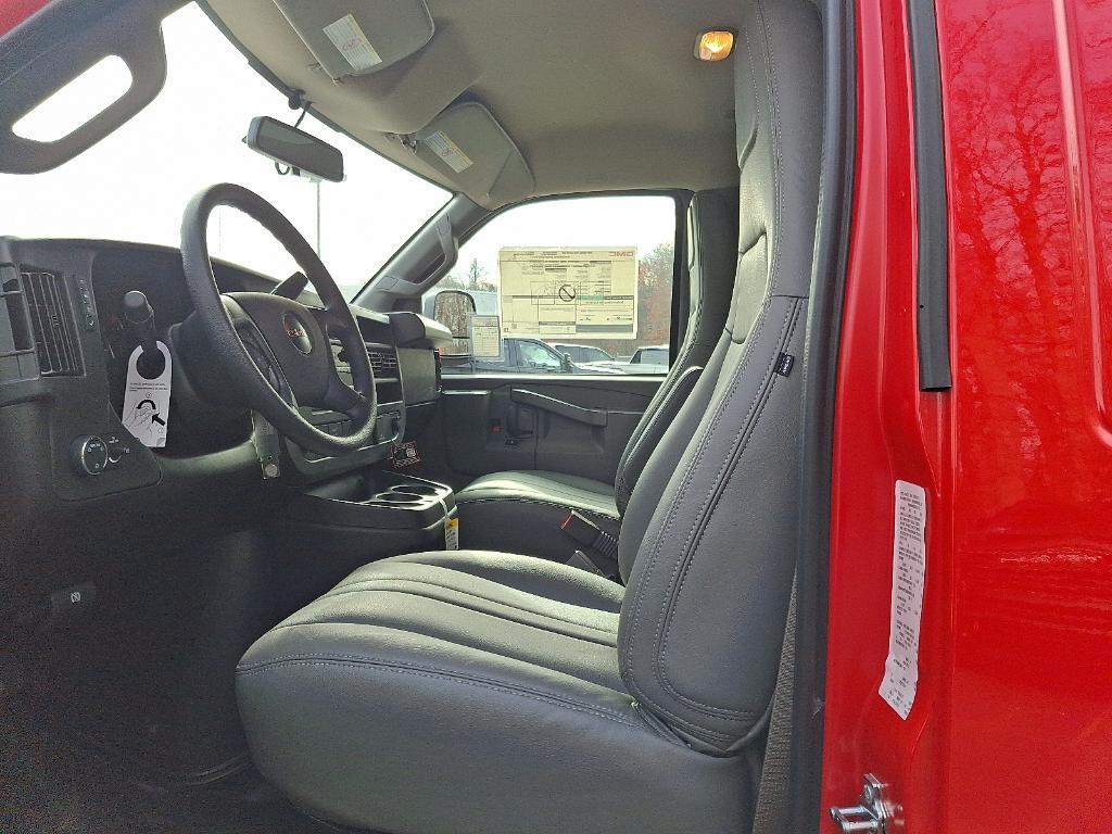 new 2025 GMC Savana 2500 car, priced at $47,495