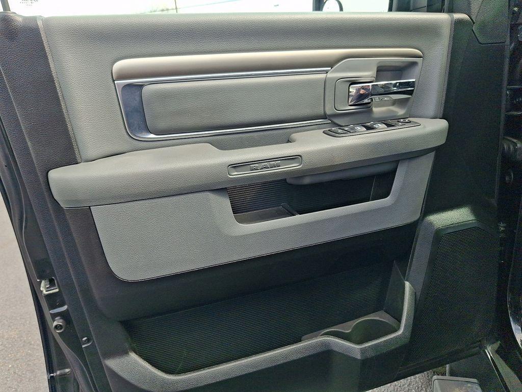 used 2019 Ram 1500 Classic car, priced at $26,077