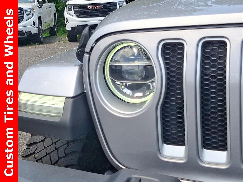 used 2021 Jeep Wrangler Unlimited car, priced at $26,987