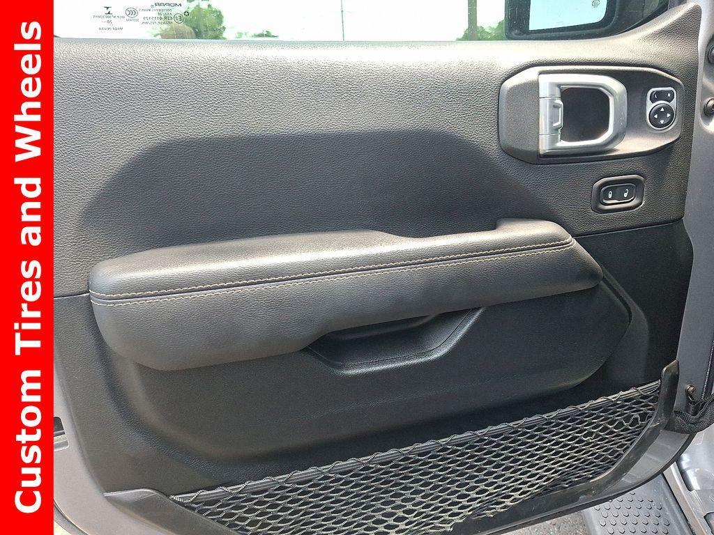 used 2021 Jeep Wrangler Unlimited car, priced at $26,784