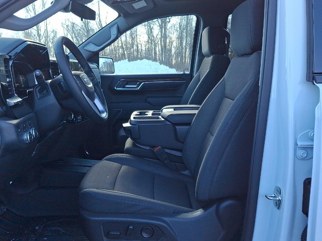 new 2026 GMC Sierra 1500 car, priced at $46,975