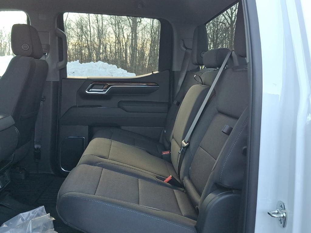 new 2026 GMC Sierra 1500 car, priced at $46,975