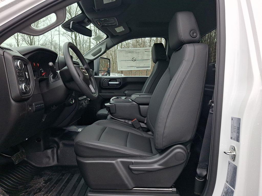 new 2026 GMC Sierra 3500 car, priced at $55,580