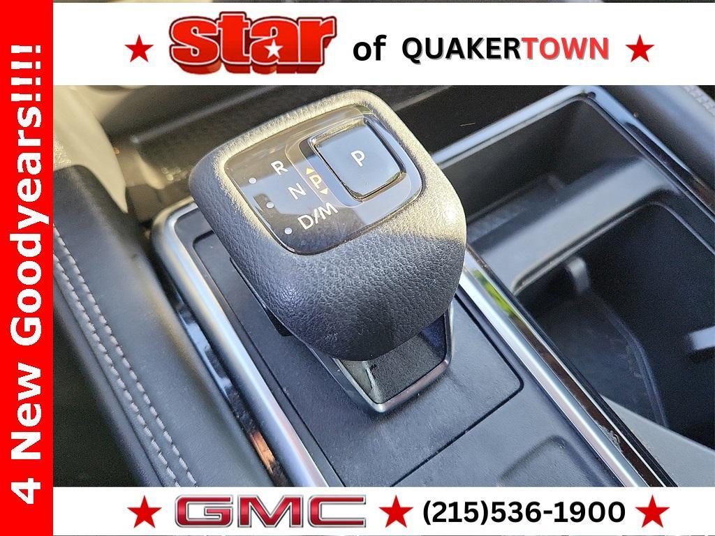 used 2022 Nissan Pathfinder car, priced at $32,999