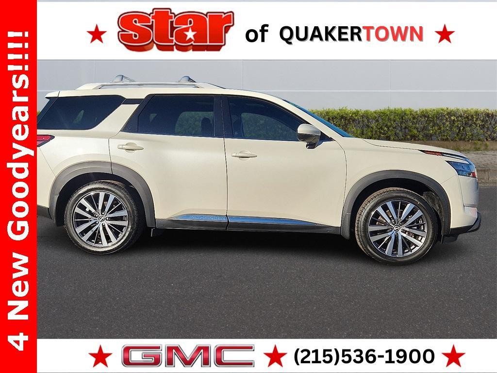 used 2022 Nissan Pathfinder car, priced at $32,999