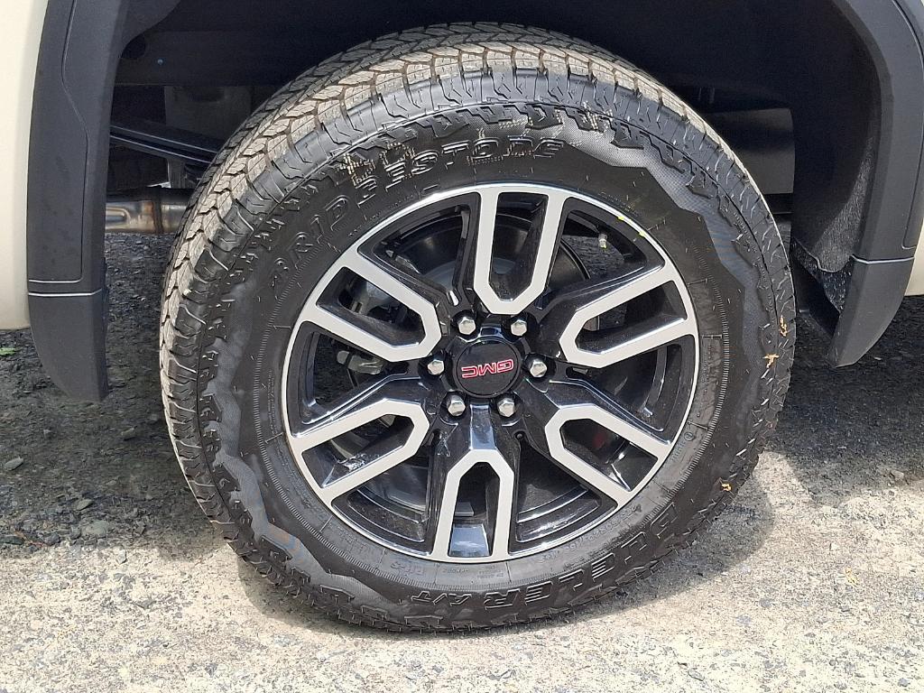 new 2026 GMC Sierra 1500 car, priced at $67,095