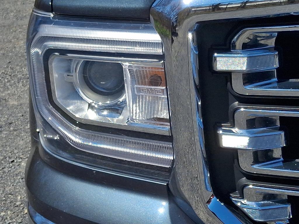 used 2018 GMC Sierra 1500 car, priced at $26,977