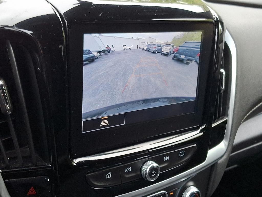 used 2023 Chevrolet Traverse car, priced at $32,378
