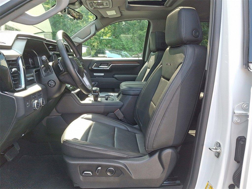 2024 Summit White GMC Sierra 1500