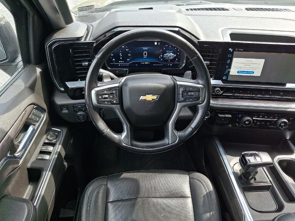 used 2022 Chevrolet Silverado 1500 car, priced at $35,995