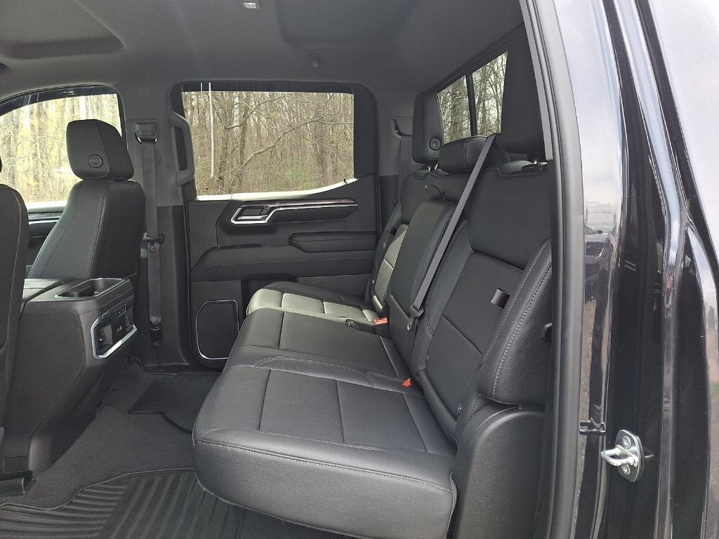 used 2022 Chevrolet Silverado 1500 car, priced at $35,995