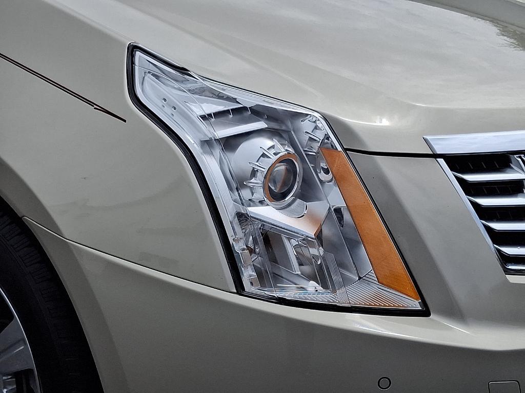used 2015 Cadillac SRX car, priced at $16,995