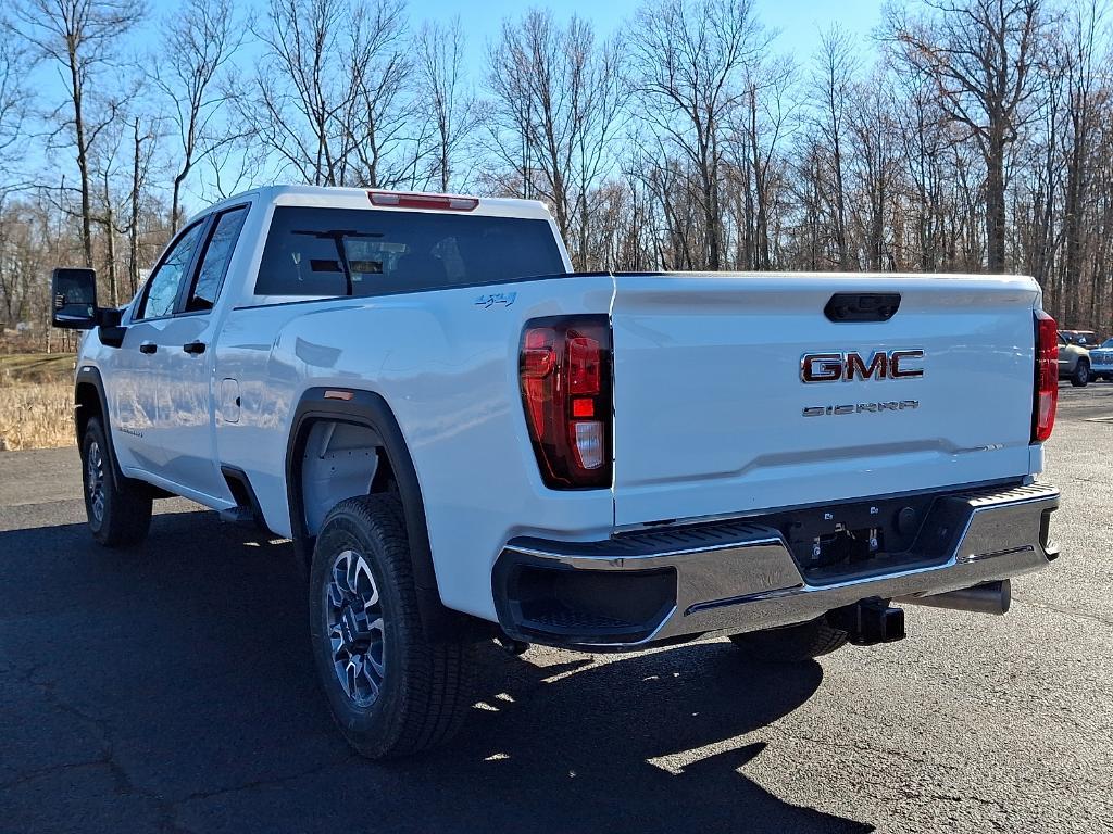 new 2026 GMC Sierra 3500 car, priced at $65,815