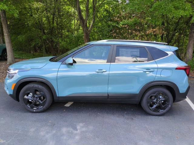 new 2026 Kia Seltos car, priced at $28,134