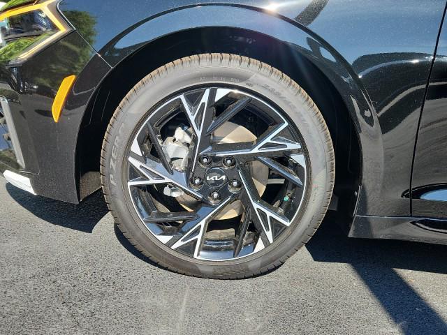 new 2026 Kia K5 car, priced at $29,019