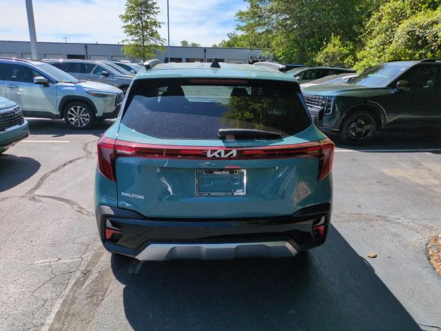new 2026 Kia Seltos car, priced at $27,101