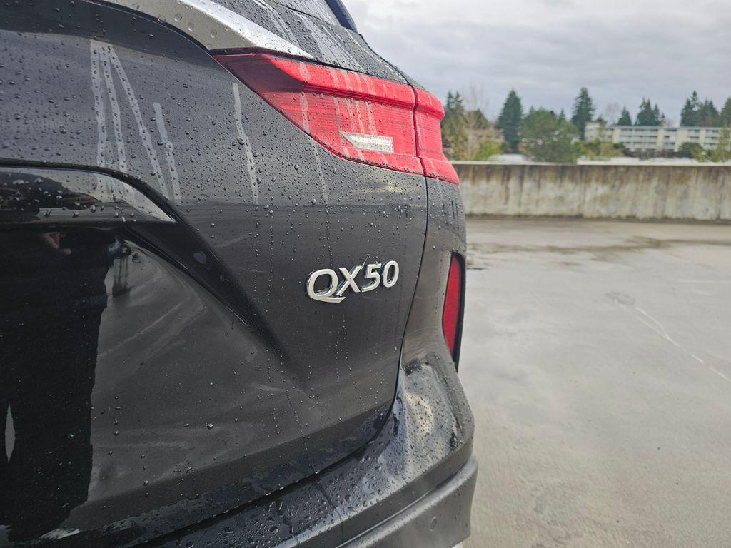 new 2025 INFINITI QX50 car, priced at $39,585
