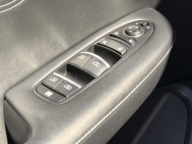 used 2025 INFINITI QX55 car, priced at $37,995