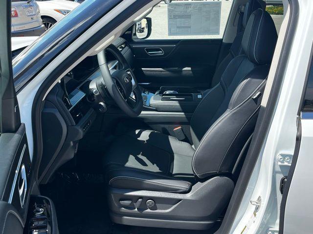 new 2026 INFINITI QX80 car, priced at $95,380