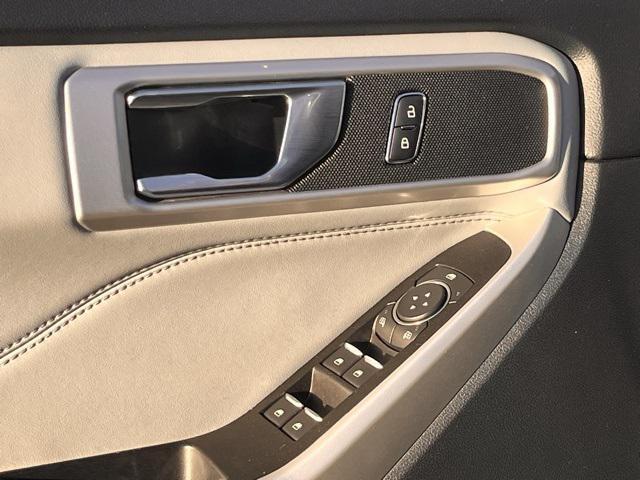 used 2022 Ford Explorer car, priced at $25,995