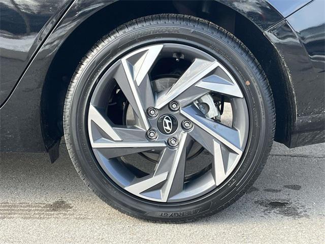 used 2025 Hyundai Elantra car, priced at $21,559