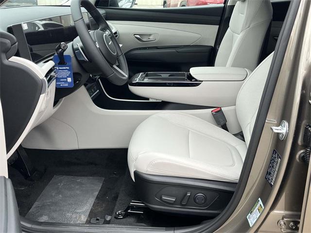 new 2026 Hyundai TUCSON Hybrid car, priced at $33,914