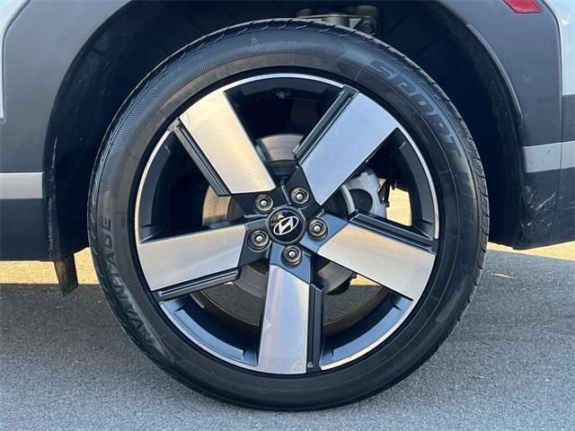 used 2024 Hyundai Santa Fe car, priced at $30,644