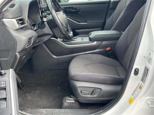 used 2023 Toyota Highlander car, priced at $31,169