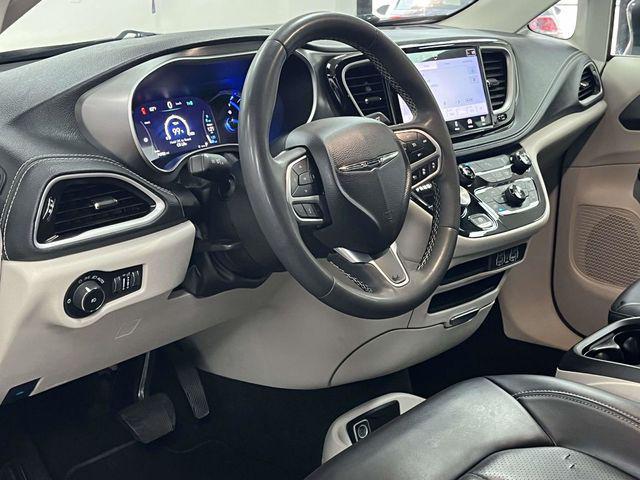 used 2023 Chrysler Pacifica Hybrid car, priced at $21,041