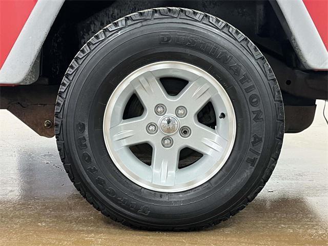 used 2005 Jeep Wrangler car, priced at $12,892