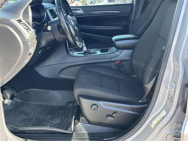 used 2021 Jeep Grand Cherokee car, priced at $19,204