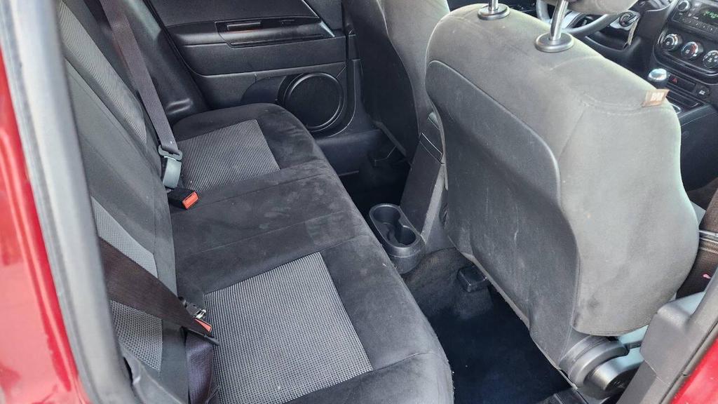 used 2016 Jeep Compass car, priced at $4,995