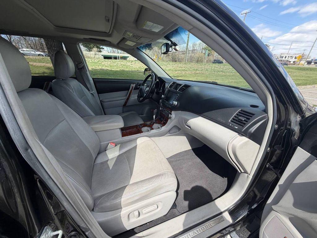 used 2012 Toyota Highlander car, priced at $10,495