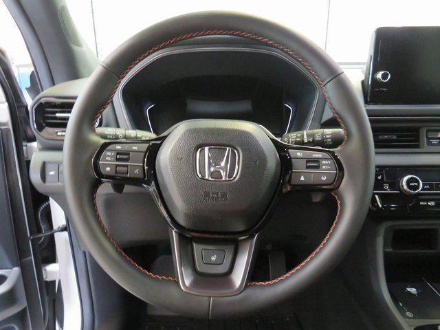 new 2025 Honda Pilot car, priced at $51,350