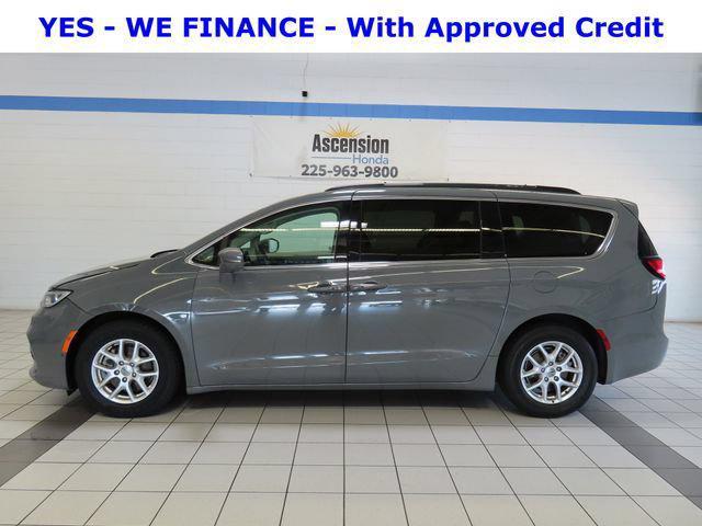 used 2022 Chrysler Pacifica car, priced at $19,936