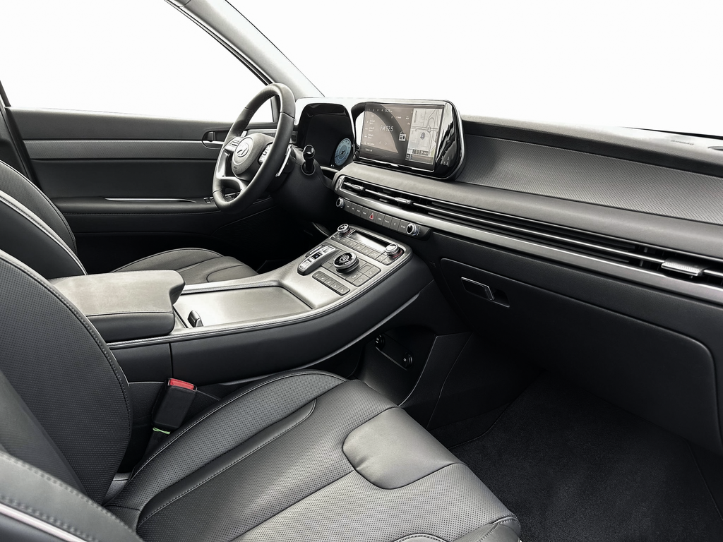 used 2025 Hyundai Palisade car, priced at $40,000