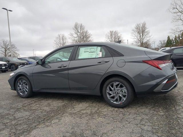 new 2026 Hyundai ELANTRA HEV car, priced at $24,935