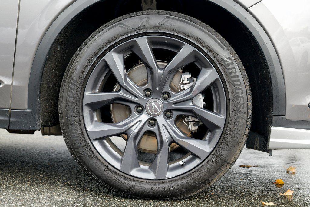 used 2024 Acura MDX car, priced at $41,625