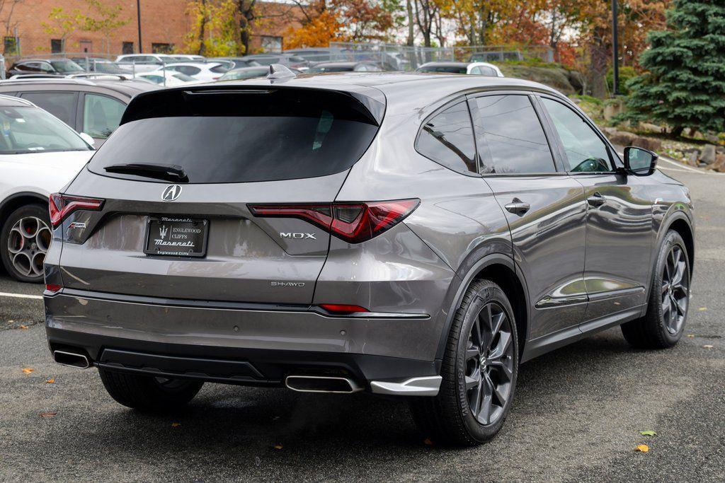 used 2024 Acura MDX car, priced at $41,625