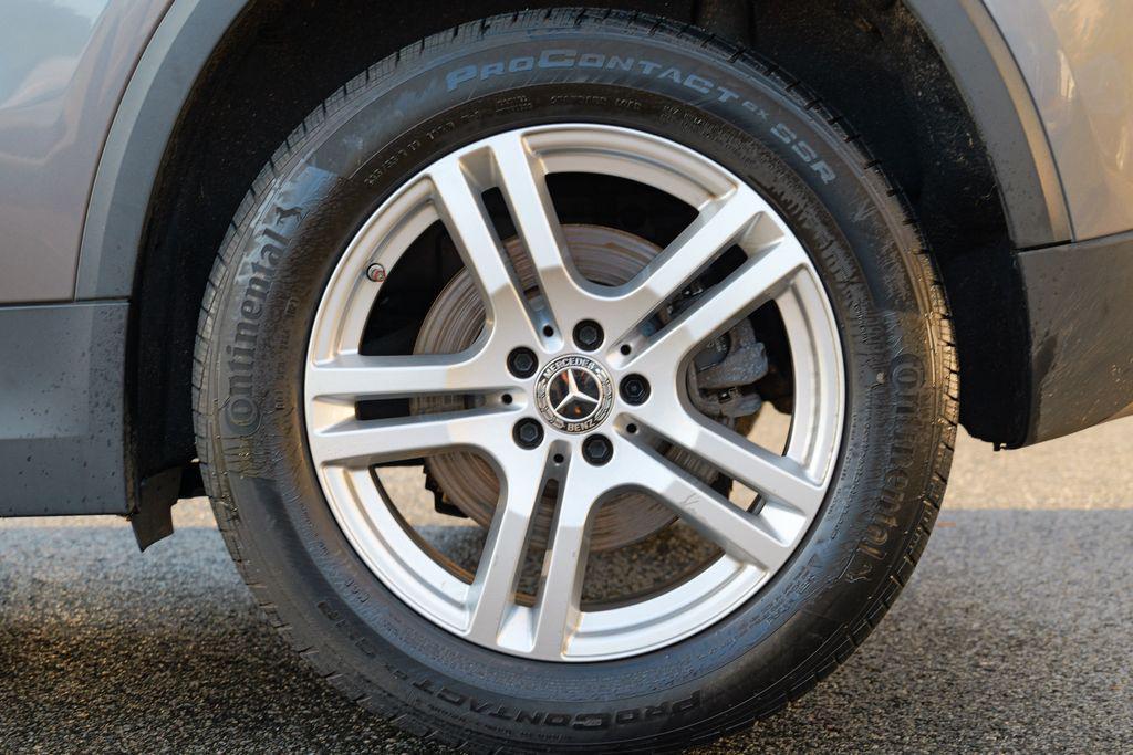 used 2021 Mercedes-Benz GLA 250 car, priced at $22,475