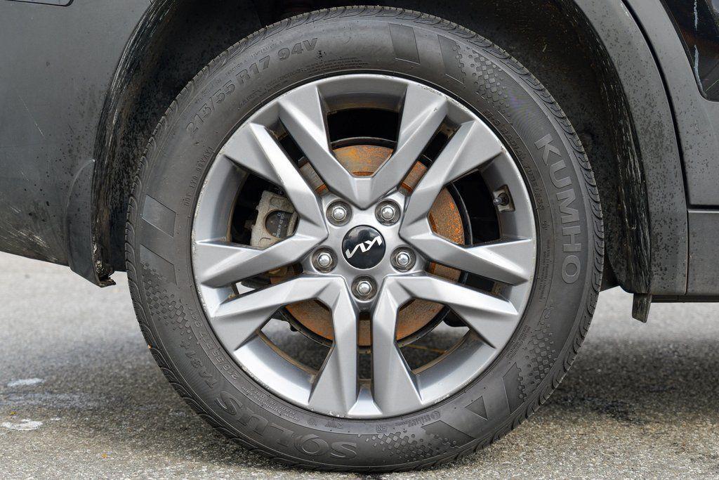 used 2023 Kia Seltos car, priced at $18,260