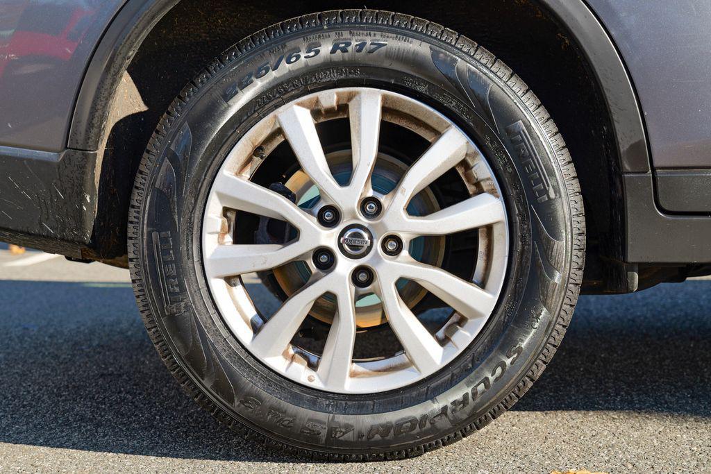 used 2020 Nissan Rogue car, priced at $10,564