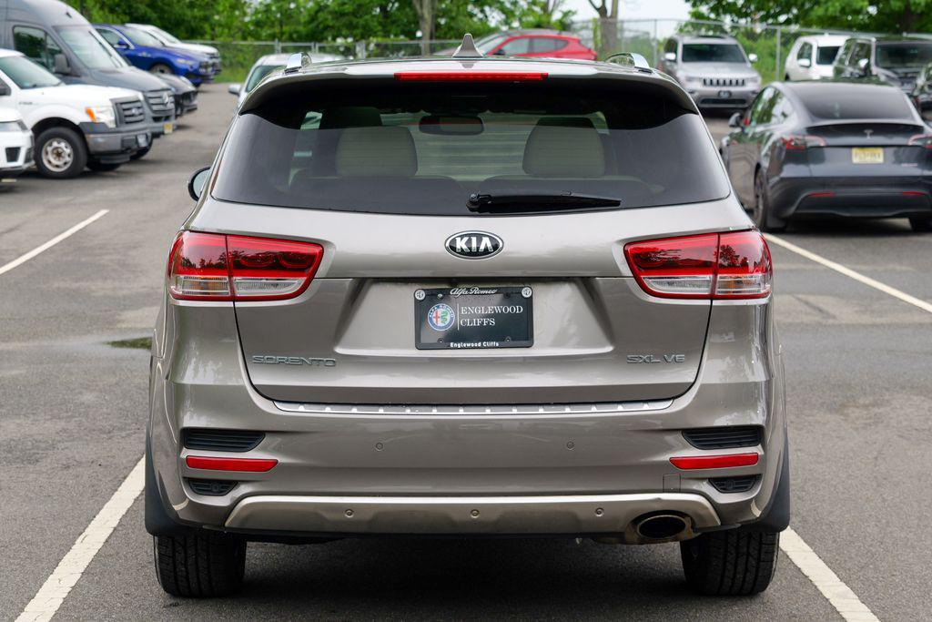 used 2016 Kia Sorento car, priced at $16,394