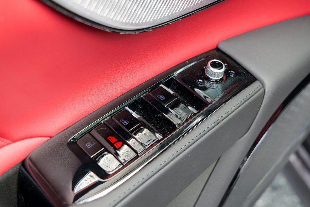 new 2025 Maserati Grecale car, priced at $84,155