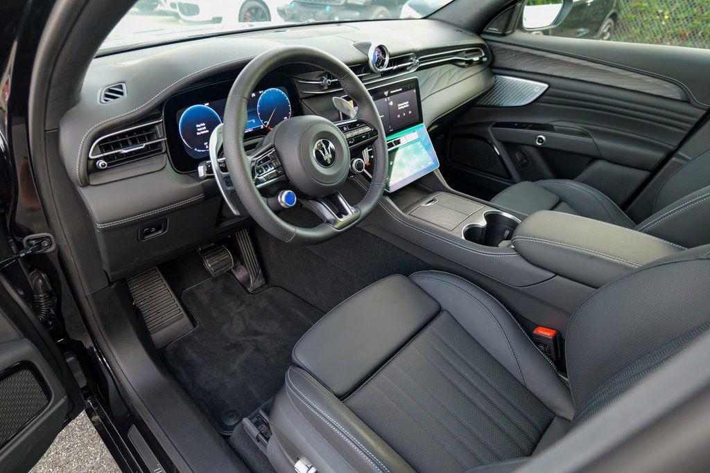 new 2025 Maserati Grecale car, priced at $70,900