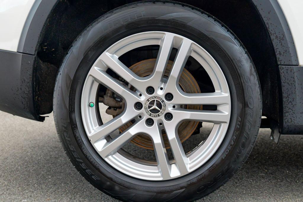 used 2021 Mercedes-Benz GLB 250 car, priced at $18,699